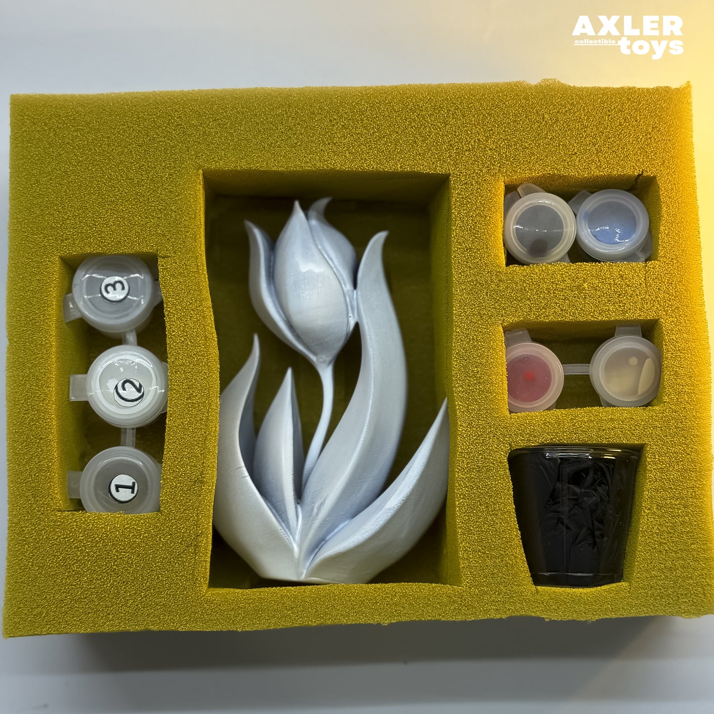 AXLER DIY Art Box unboxing with pre-primed resin figure